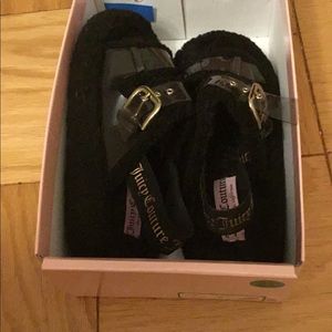 Juicy couture slippers size 8